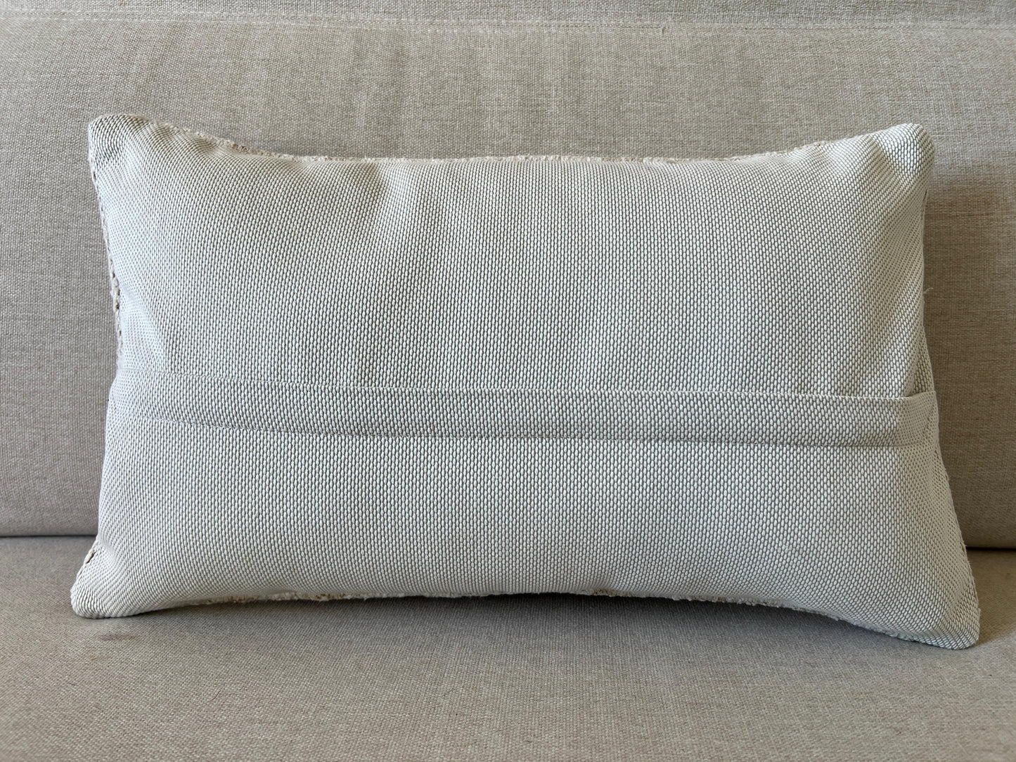Hamp Hand woven Kilim cushion cover (50x30cm)