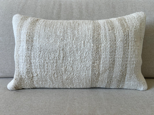 Hamp Hand woven Kilim cushion cover (50x30cm)