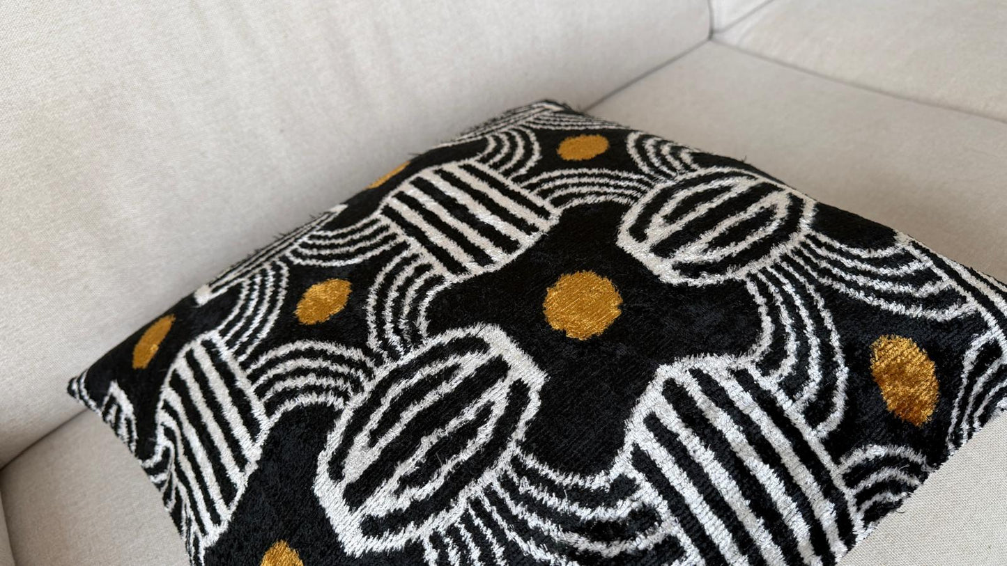 Ikat Velvet silk cushion 50x50cm.