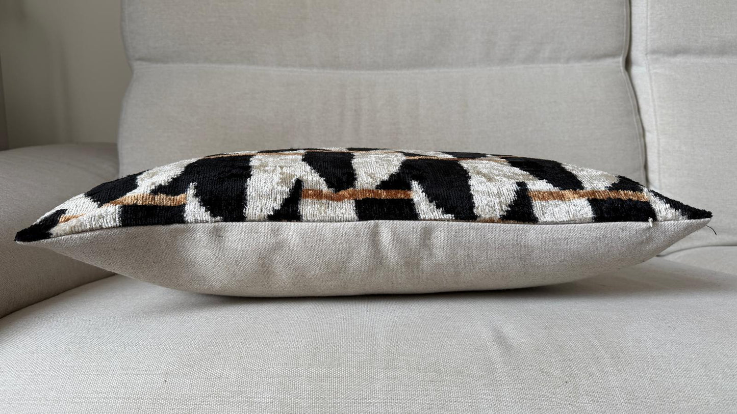 Ikat velvet cushion Hand made (40x60cm)