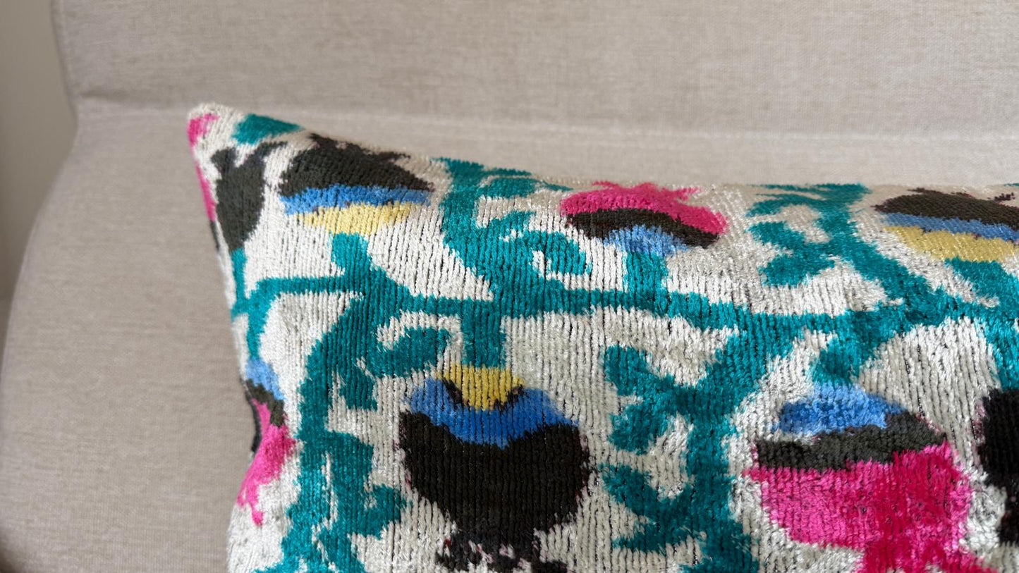 Ikat velvet cushion Hand made (40x60cm)