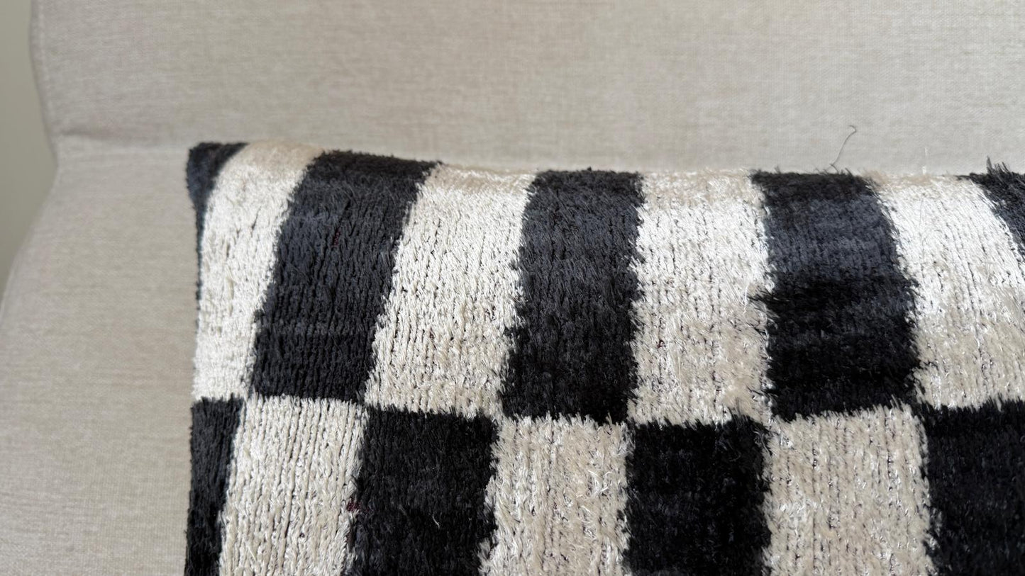 Ikat velvet cushion Hand made (40x60cm)
