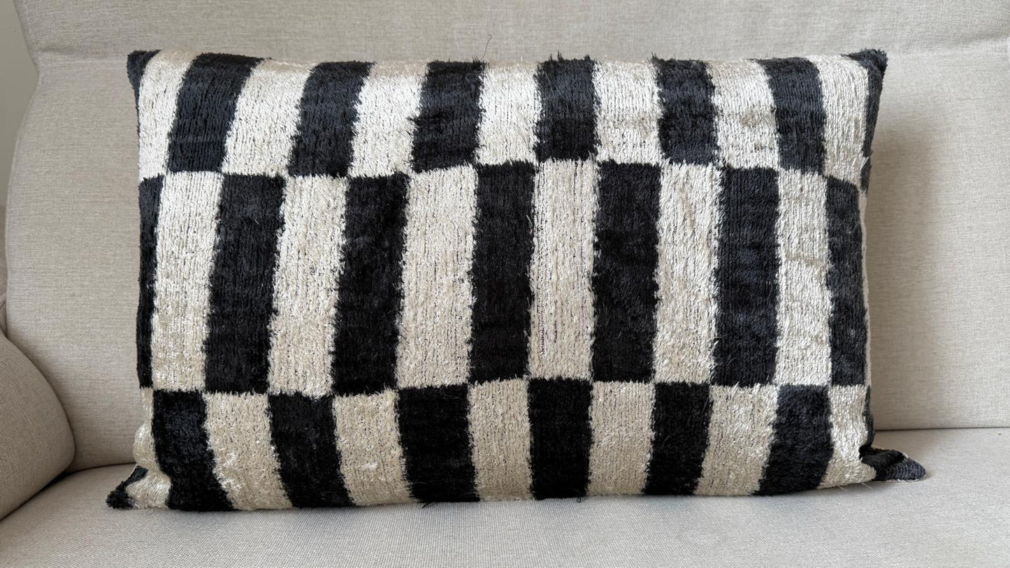 Ikat velvet cushion Hand made (40x60cm)