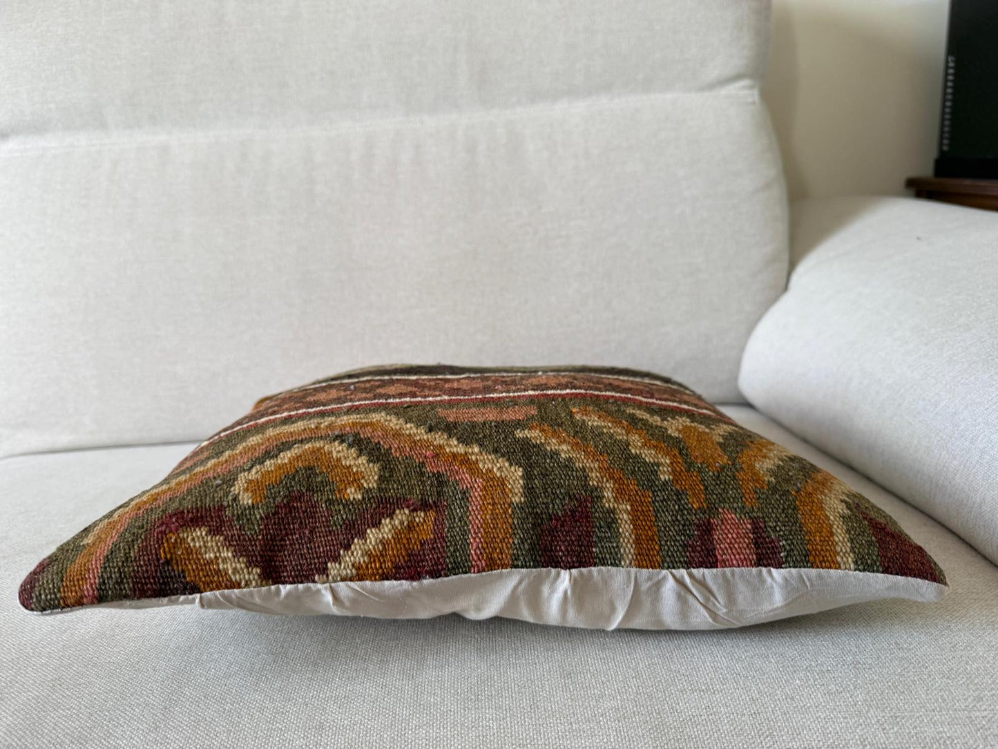Hand woven Kilim cushion cover (40x40cm)