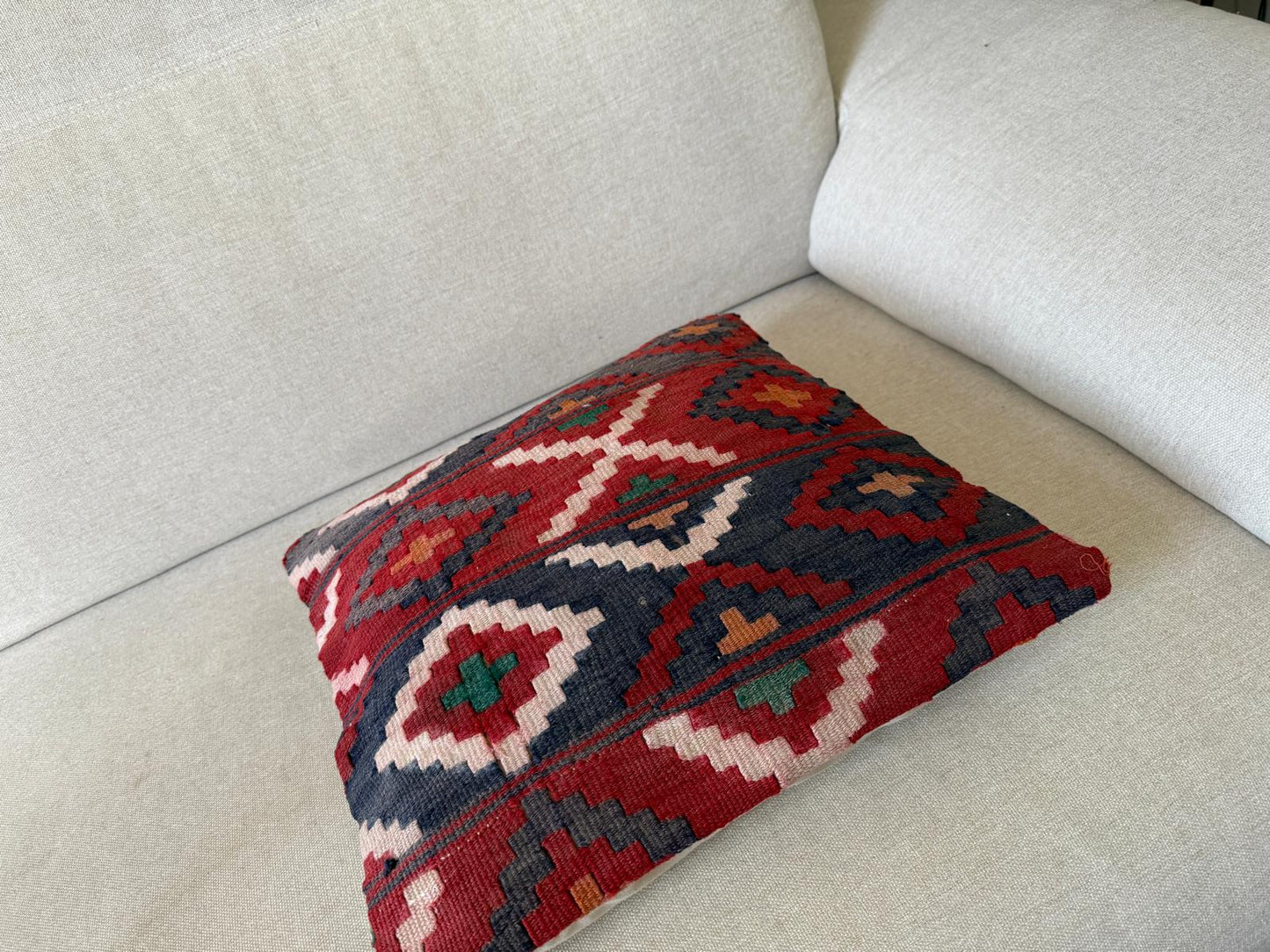 Hand woven Kilim cushion cover (40x40cm)