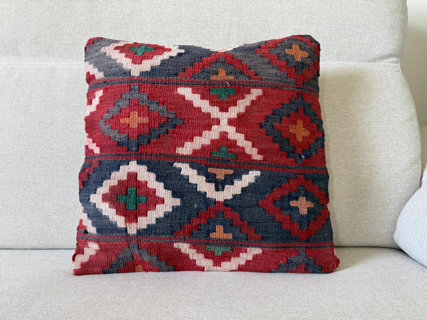 Hand woven Kilim cushion cover (40x40cm)