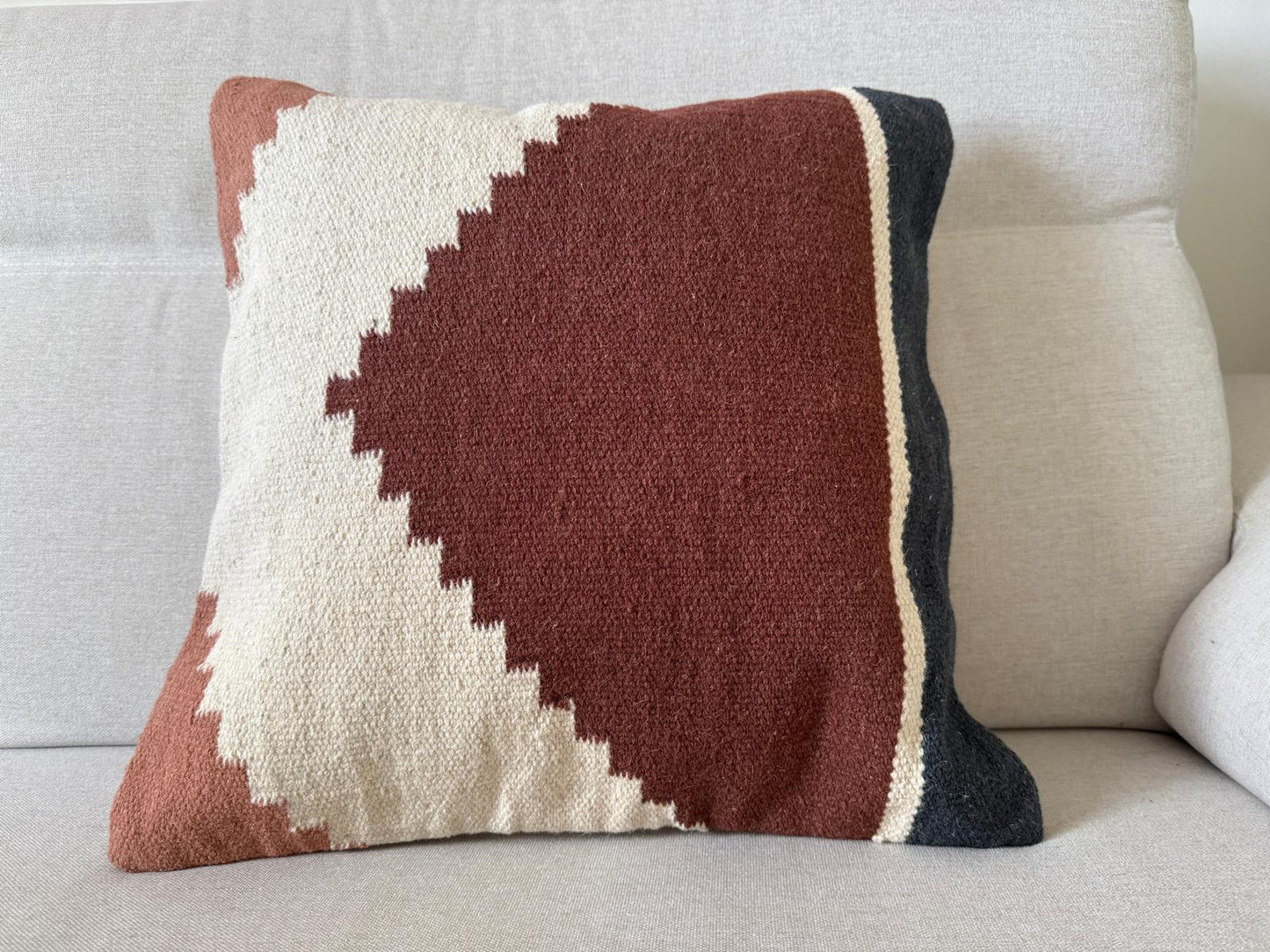 Hand woven Kilim cushion cover (50x50cm)