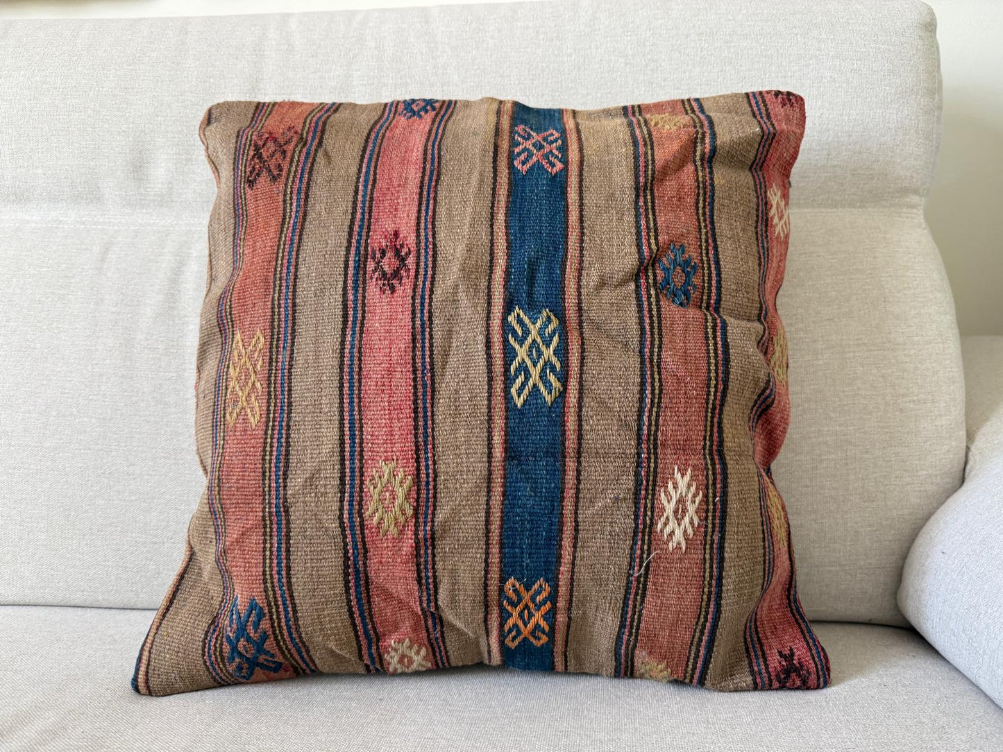 Hand woven Kilim cushion cover (50x50cm)