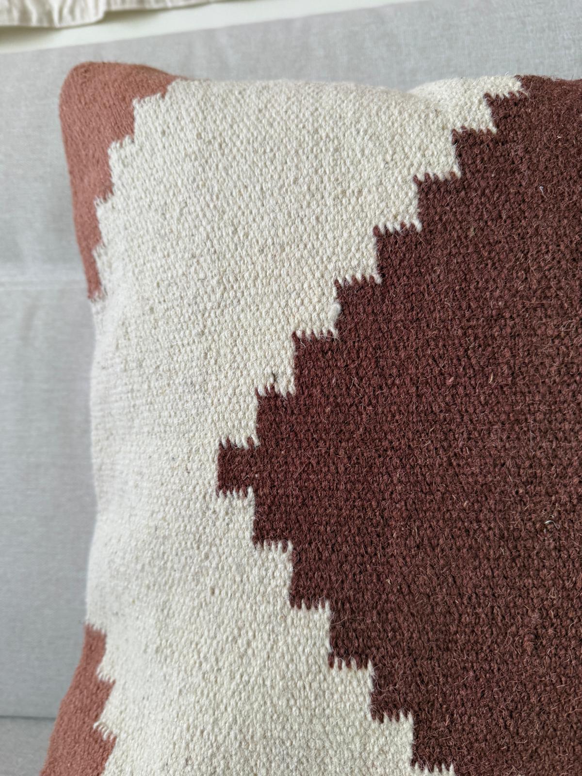 Hand woven Kilim cushion cover (50x50cm)