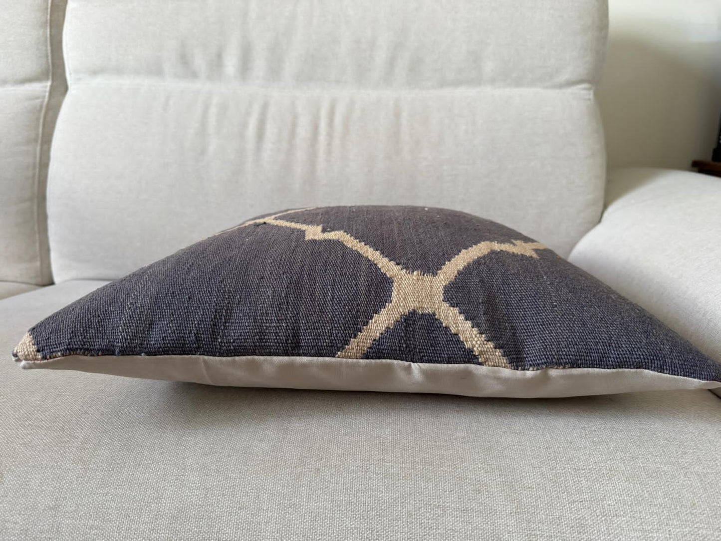 Hand woven Kilim cushion cover (50x50cm)