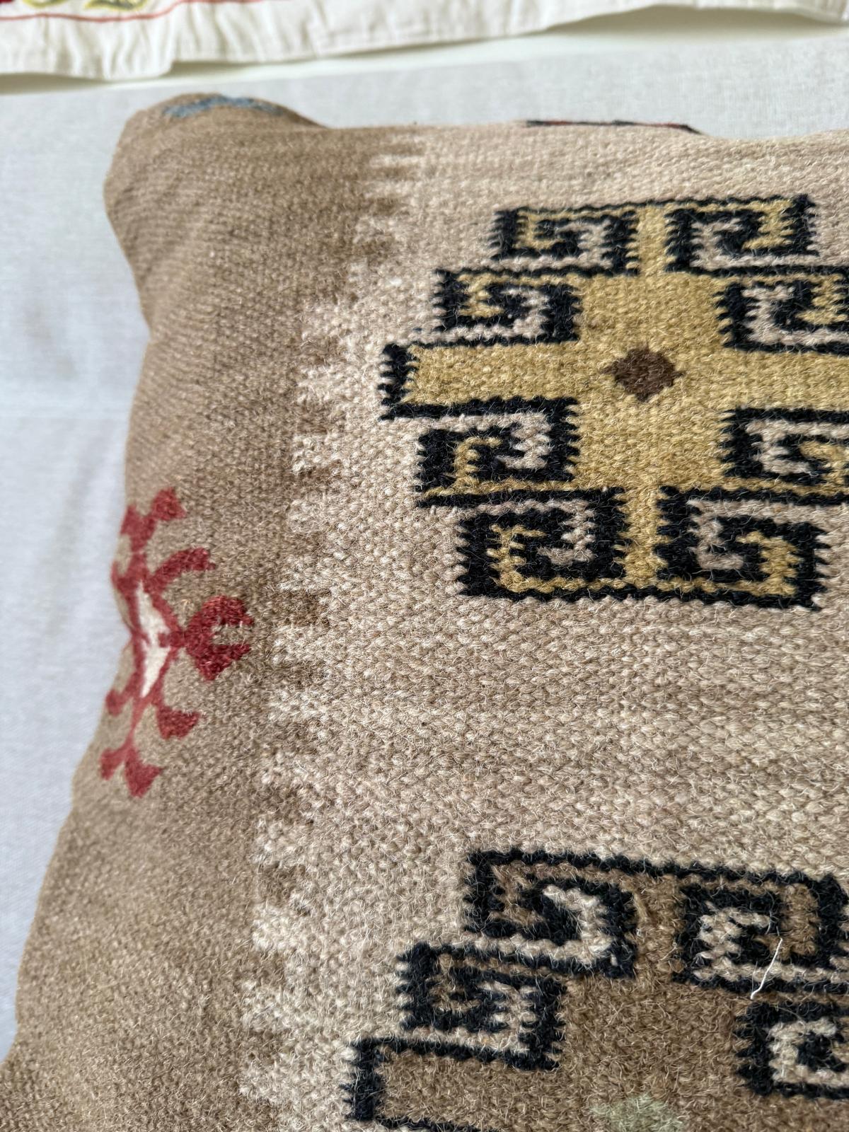 Hand woven Kilim cushion cover (50x50cm)