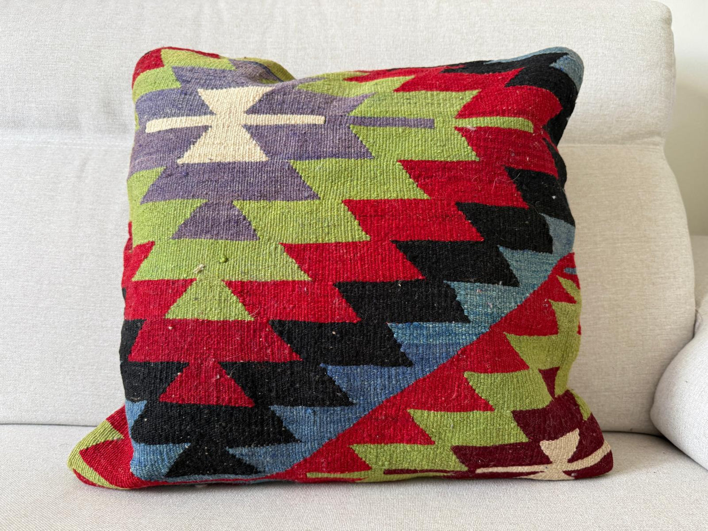 Hand woven Kilim cushion cover (50x50cm)