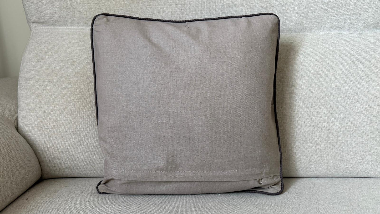 Hand woven Kilim cushion cover (40x40cm)