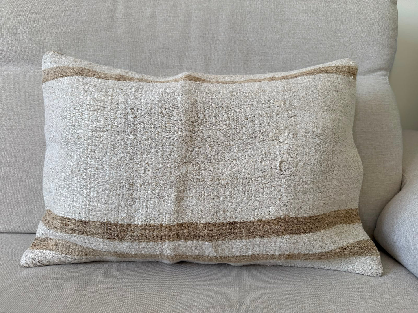 Hemp Hand woven Kilim cushion cover (60x40cm)