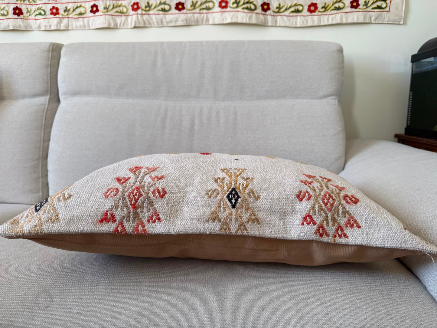 Hemp Hand woven Kilim cushion cover (60x40cm)