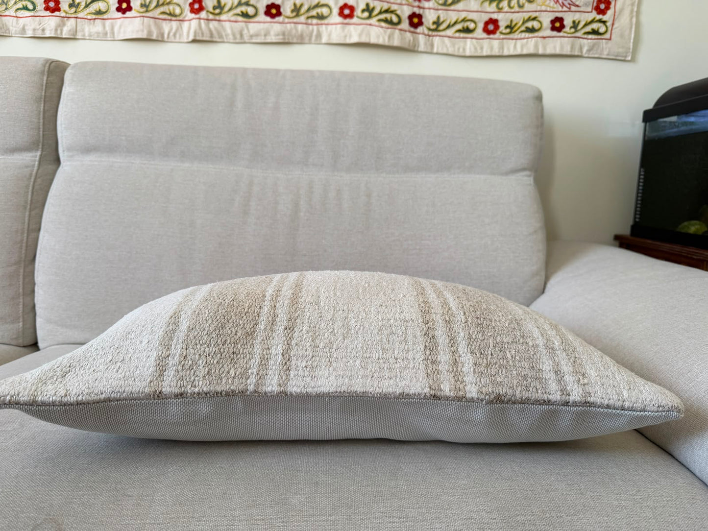 Hemp Hand woven Kilim cushion cover (60x40cm)