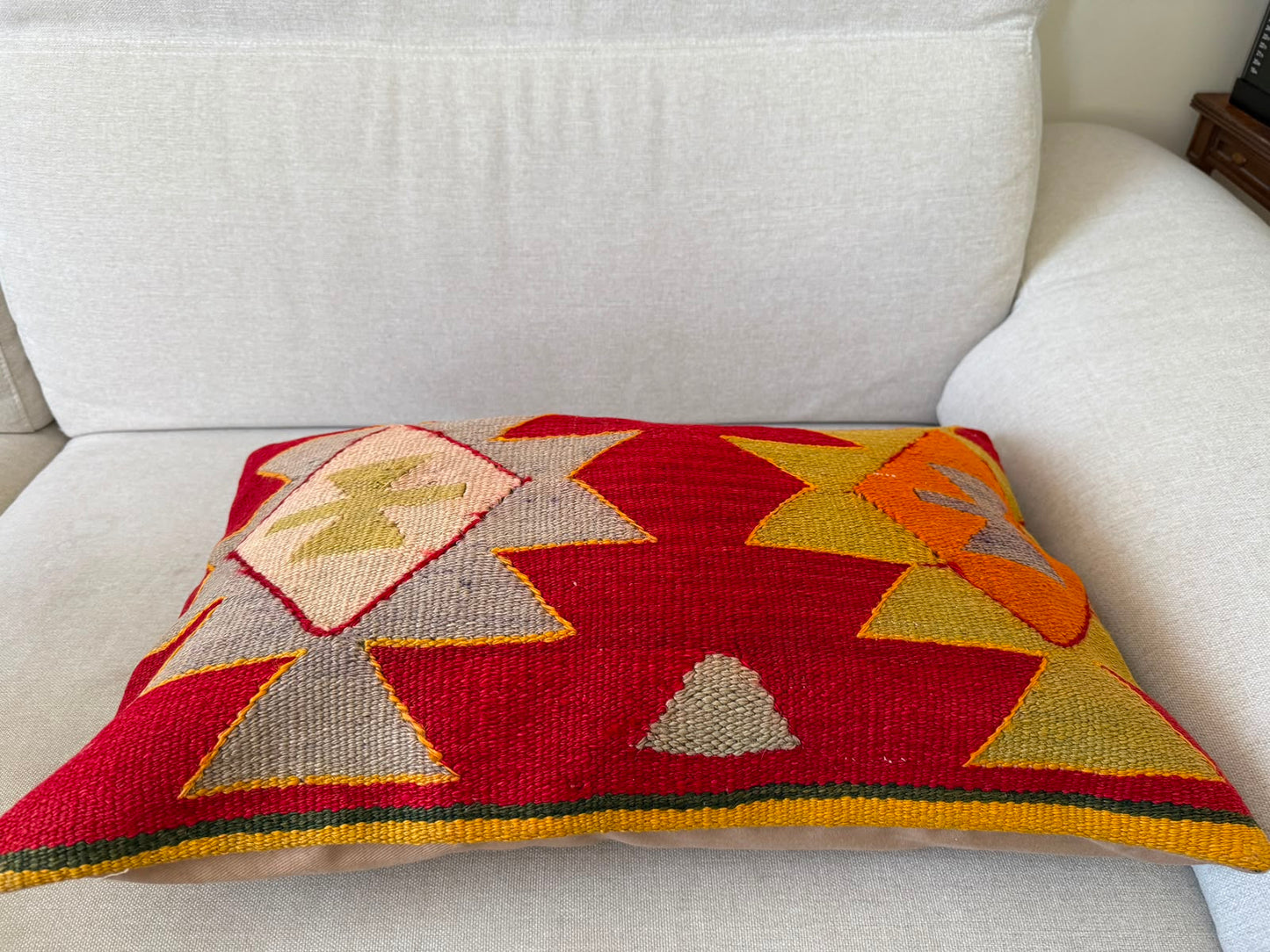 Hand woven Kilim cushion cover (60x40cm)