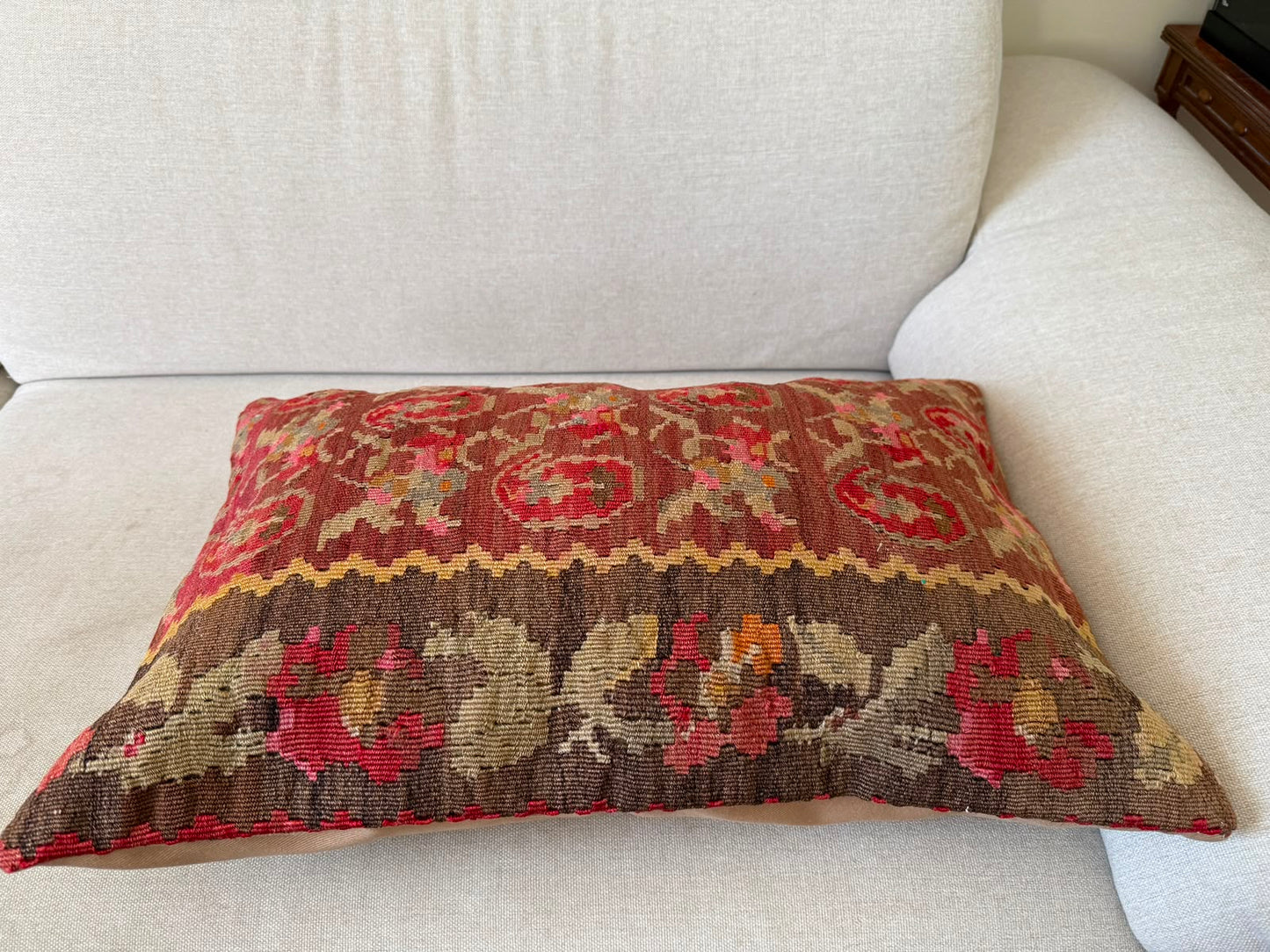 Hand woven Kilim cushion cover (60x40cm)