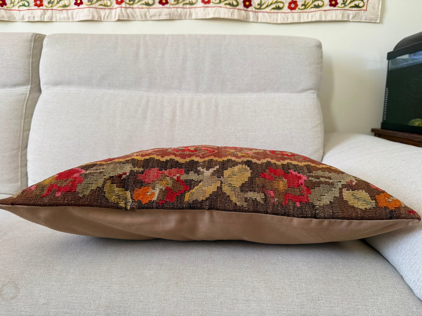 Hand woven Kilim cushion cover (60x40cm)
