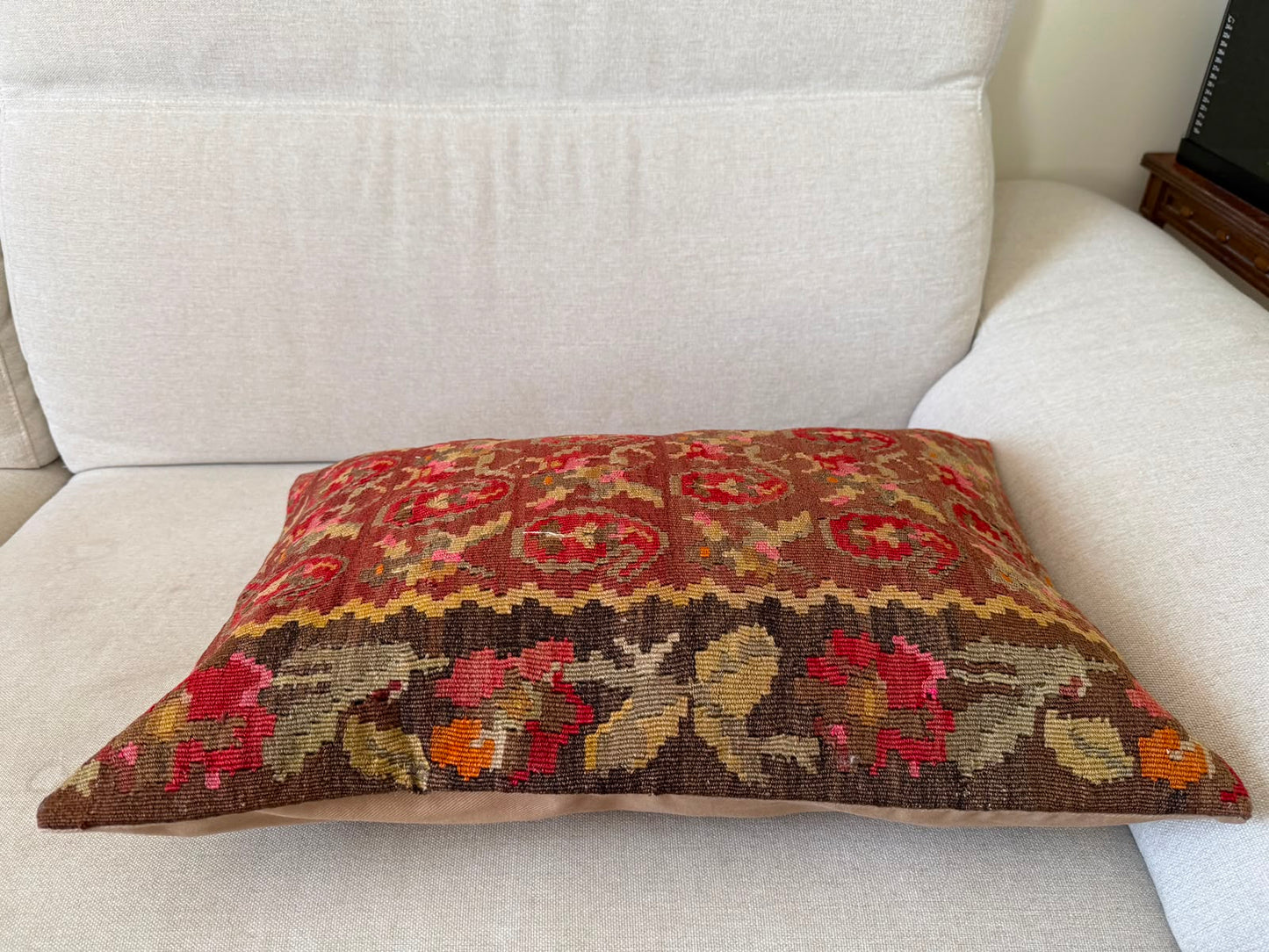 Hand woven Kilim cushion cover (60x40cm)