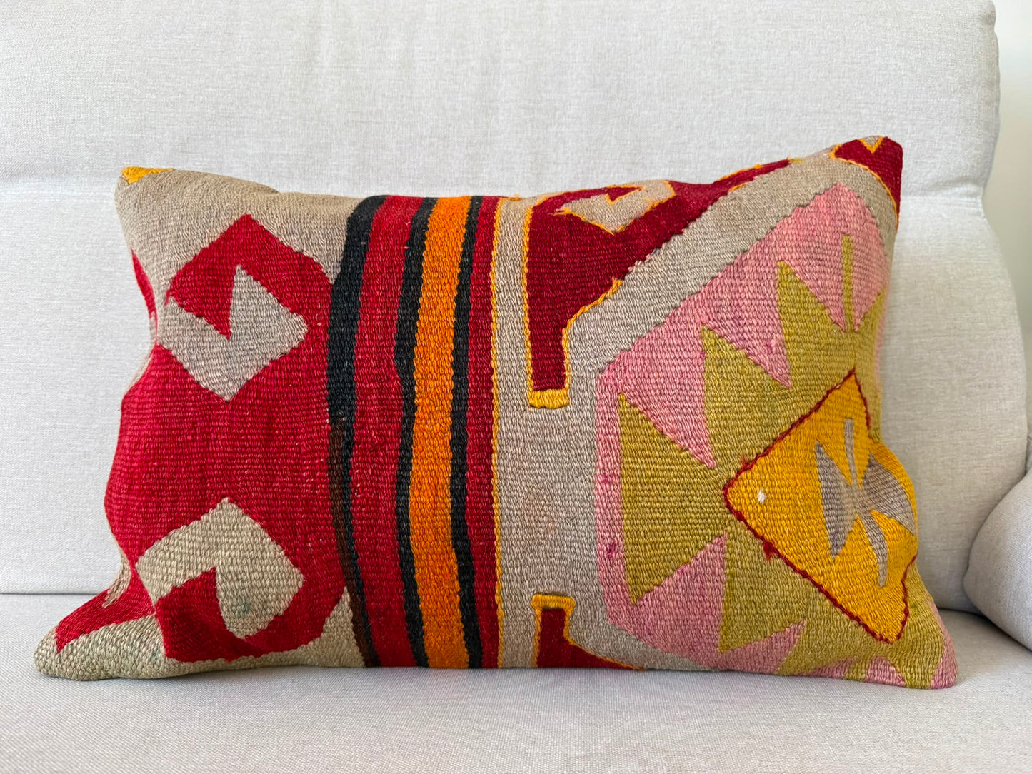 Hand woven Kilim cushion cover (60x40cm)