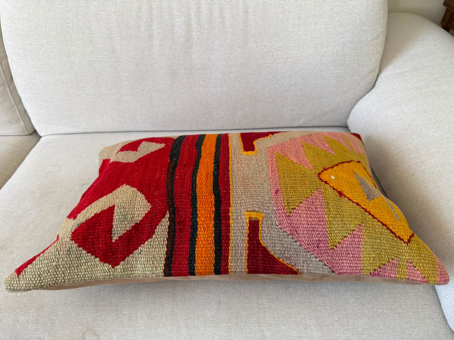 Hand woven Kilim cushion cover (60x40cm)