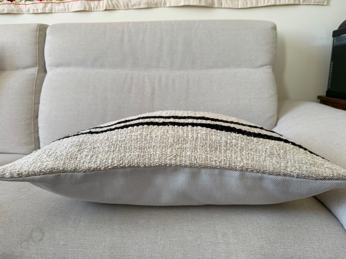 Hemp Hand woven Kilim cushion cover (60x40cm)