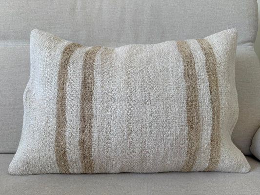 Hemp Hand woven Kilim cushion cover (60x40cm)