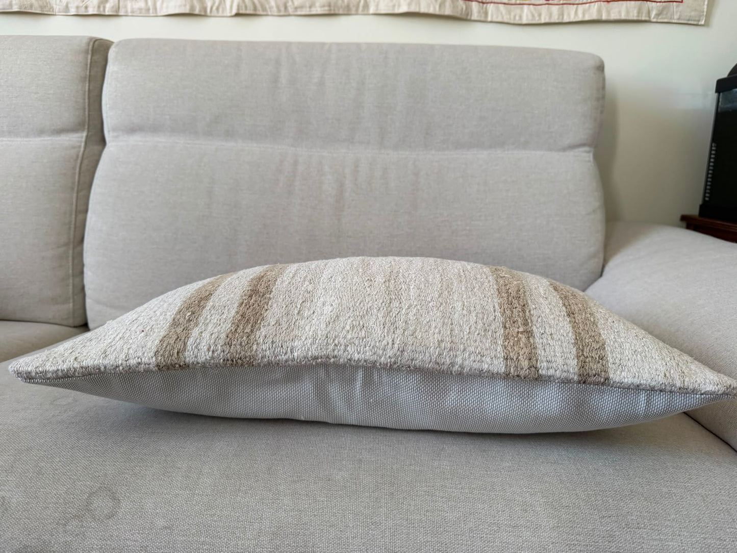 Hemp Hand woven Kilim cushion cover (60x40cm)