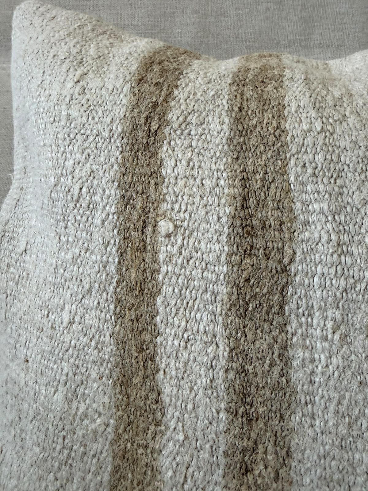 Hemp Hand woven Kilim cushion cover (60x40cm)
