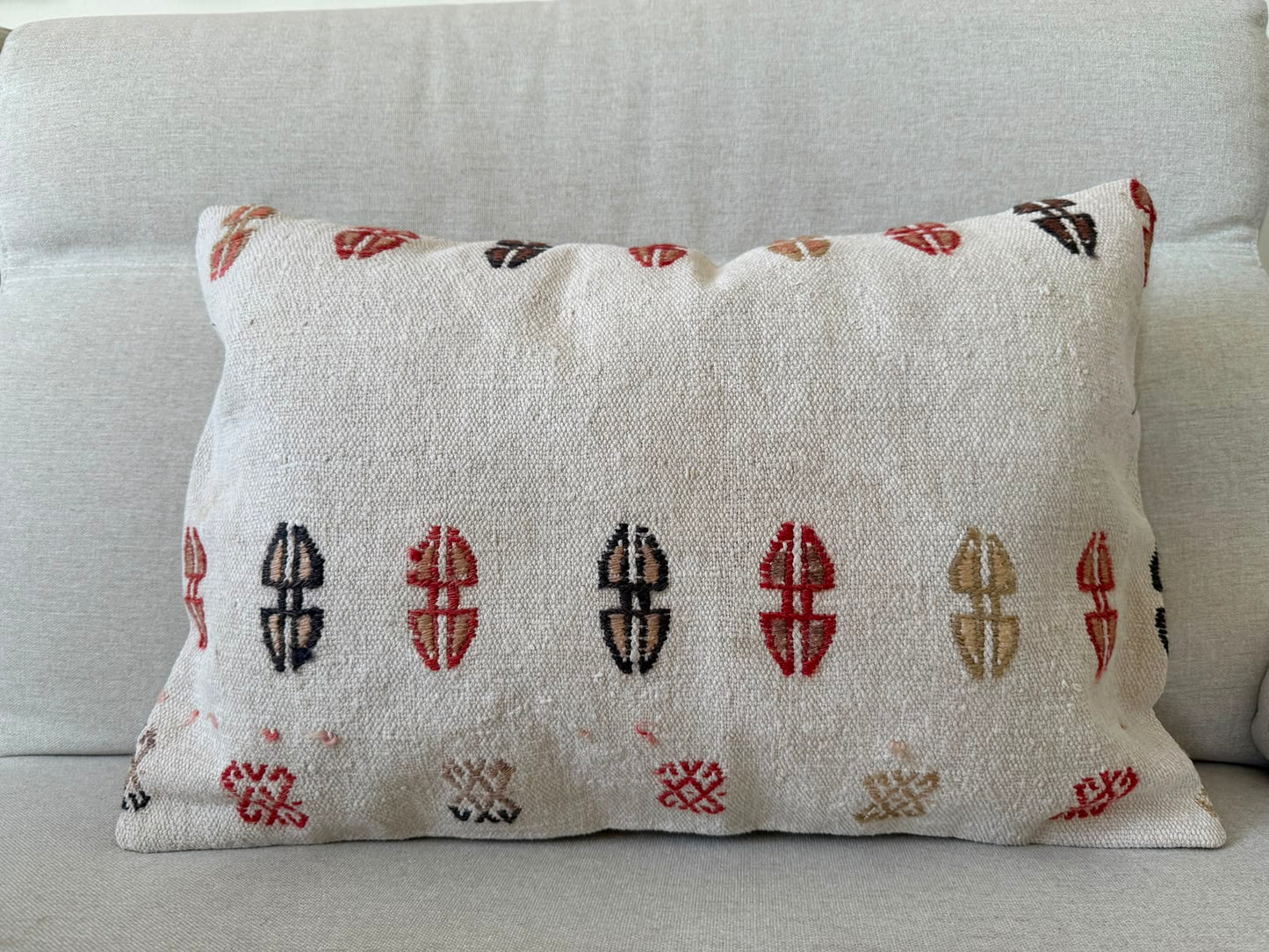 Hemp Hand woven Kilim cushion cover (60x40cm)