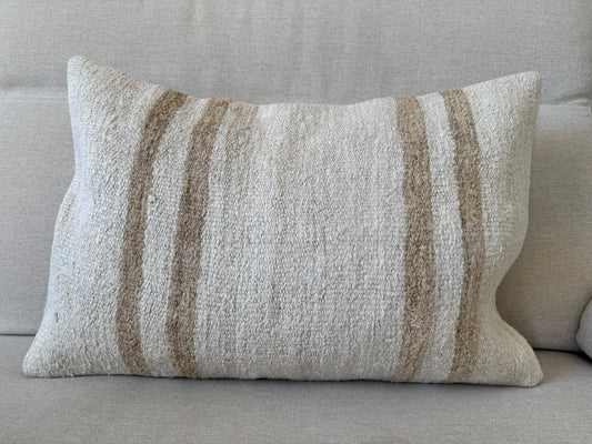 Hemp Hand woven Kilim cushion cover (60x40cm)