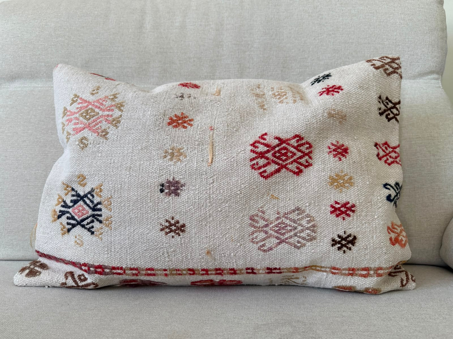 Hemp Hand woven Kilim cushion cover (60x40cm)