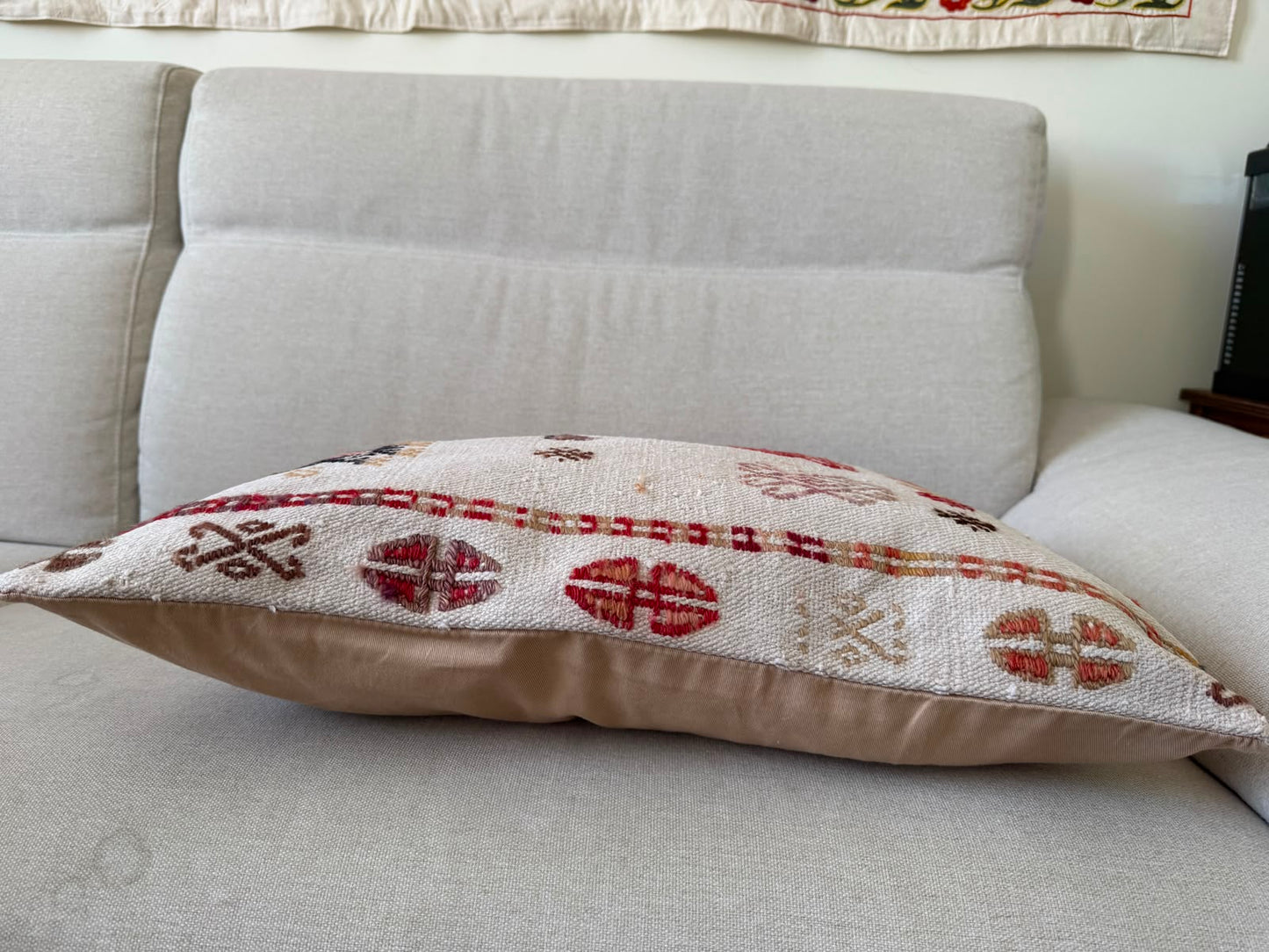 Hemp Hand woven Kilim cushion cover (60x40cm)