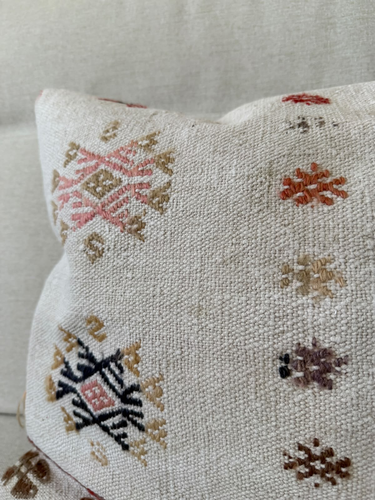 Hemp Hand woven Kilim cushion cover (60x40cm)