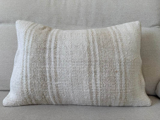 Hemp Hand woven Kilim cushion cover (60x40cm)