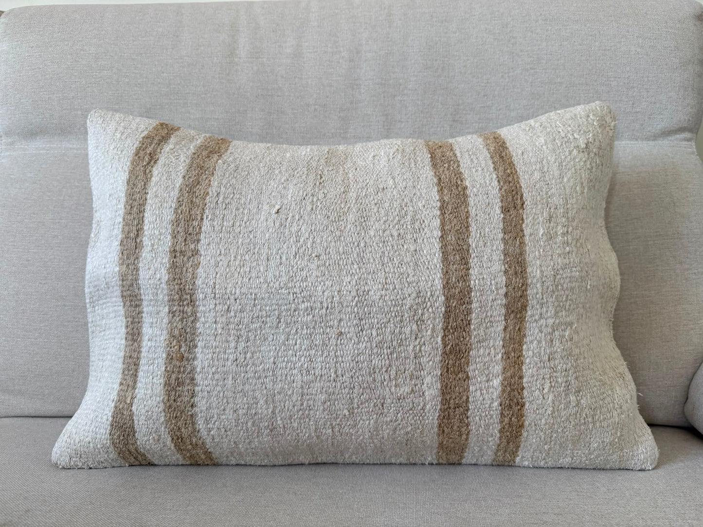 Hemp Hand woven Kilim cushion cover (60x40cm)