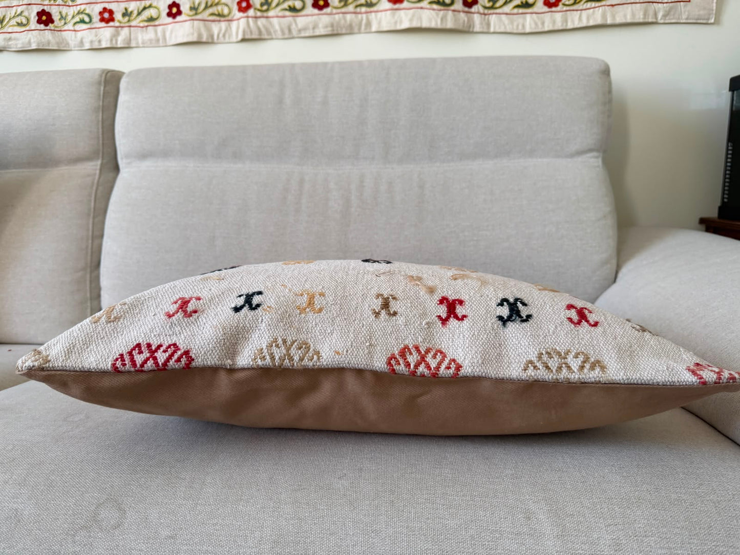 Hemp Hand woven Kilim cushion cover (60x40cm)