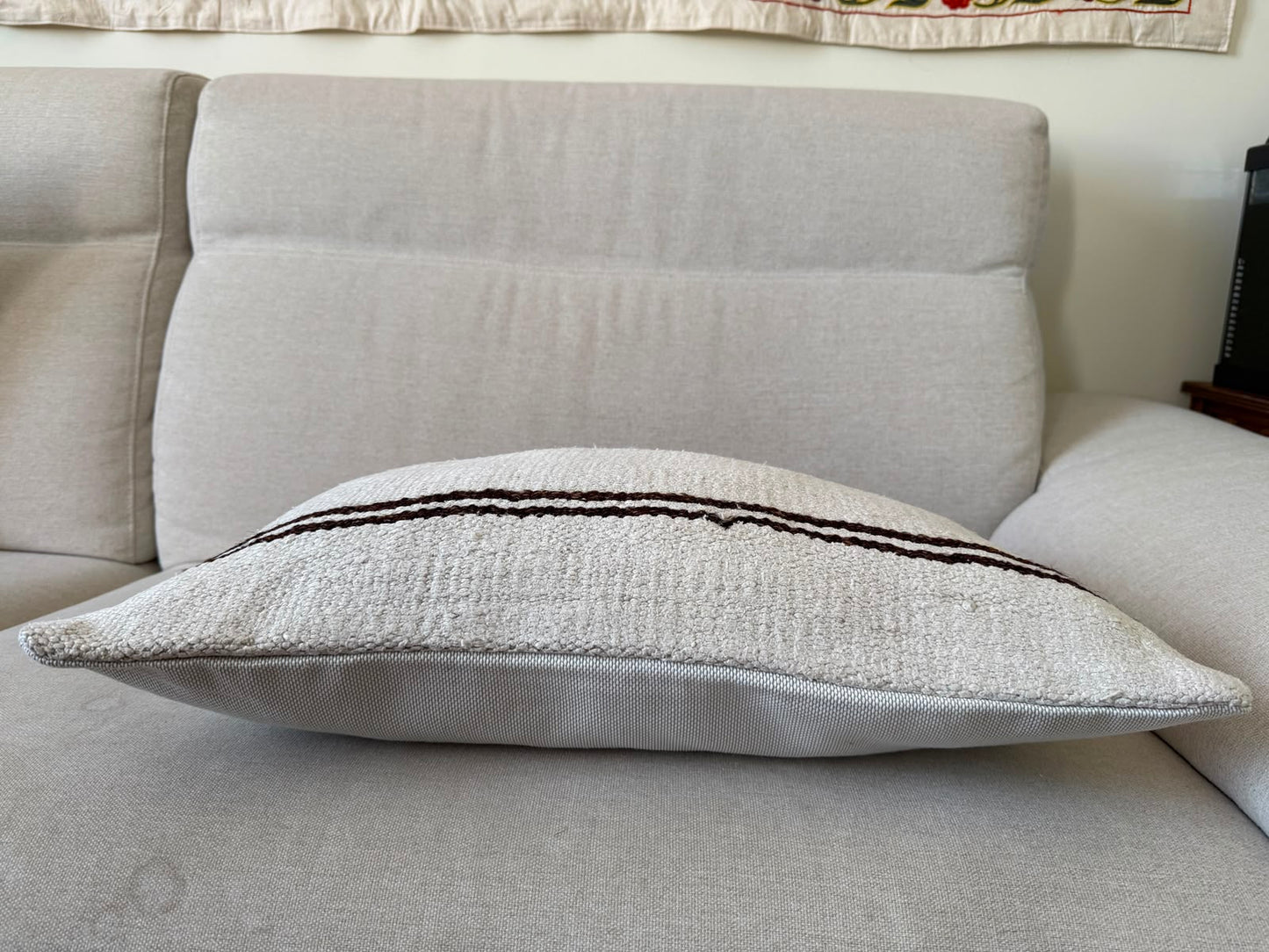 Hemp Hand woven Kilim cushion cover (60x40cm)