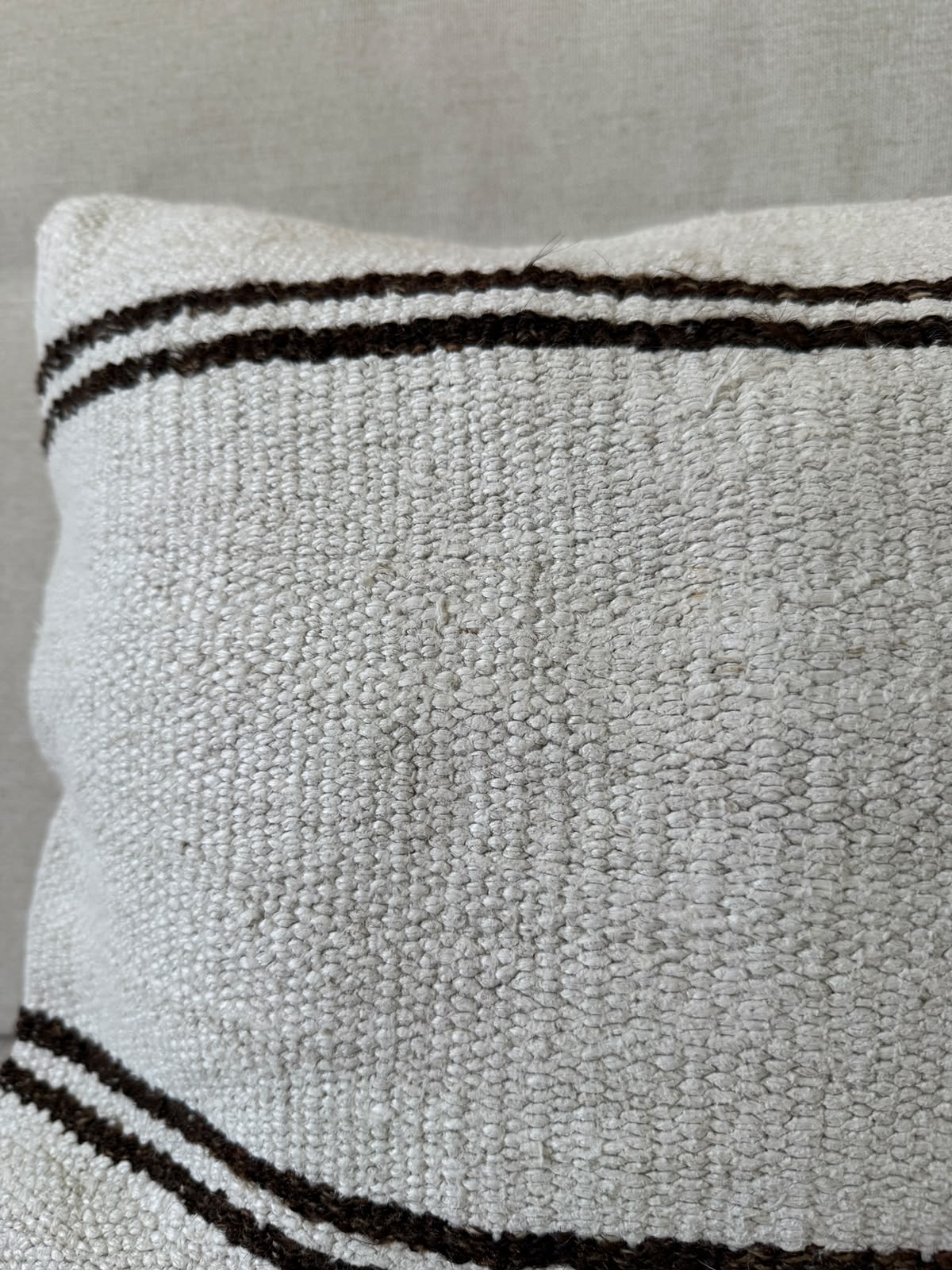 Hemp Hand woven Kilim cushion cover (60x40cm)