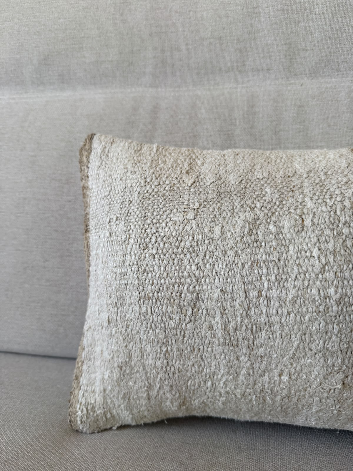 Hamp Hand woven Kilim cushion cover (50x30cm)