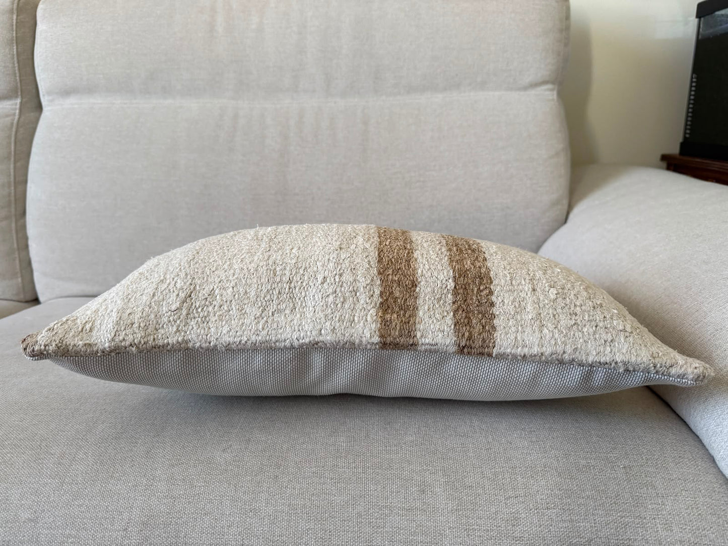 Hamp Hand woven Kilim cushion cover (50x30cm)