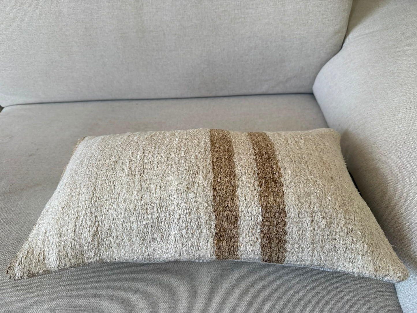Hamp Hand woven Kilim cushion cover (50x30cm)