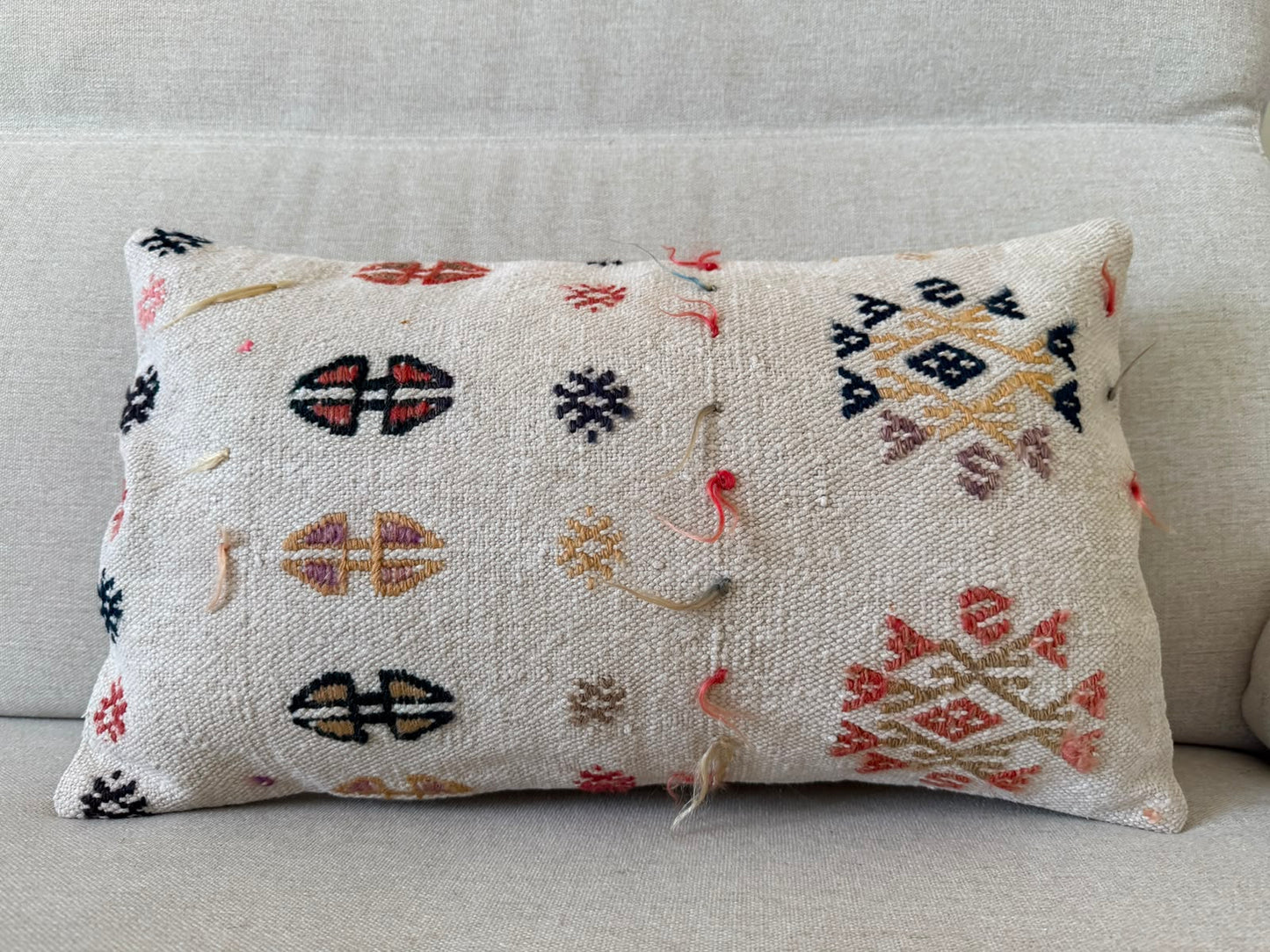 Hamp Hand woven Kilim cushion cover (50x30cm)