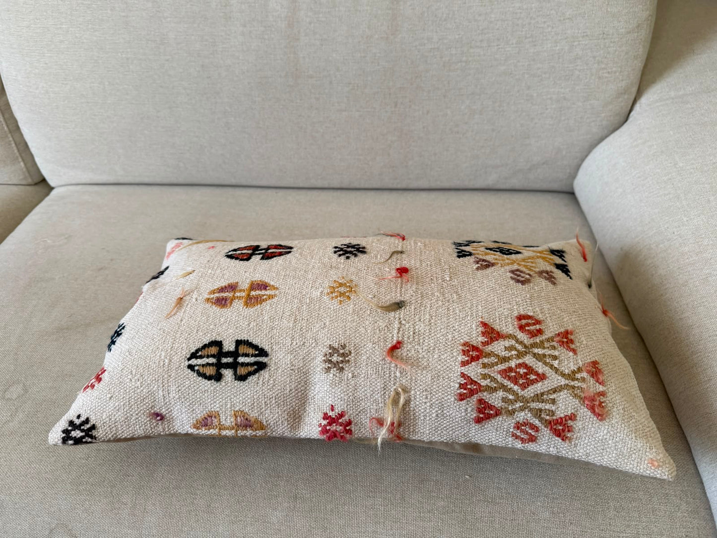 Hamp Hand woven Kilim cushion cover (50x30cm)