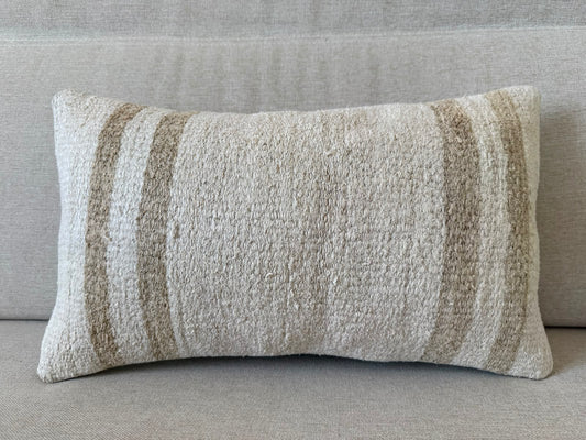 Hamp Hand woven Kilim cushion cover (50x30cm)