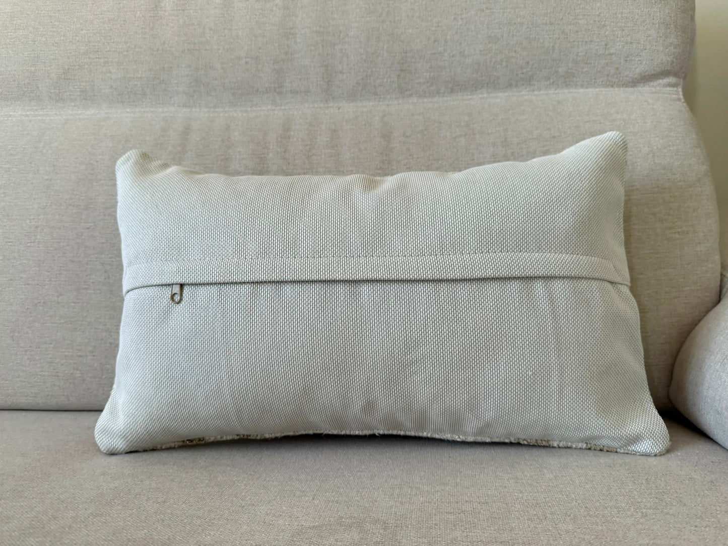 Hamp Hand woven Kilim cushion cover (50x30cm)