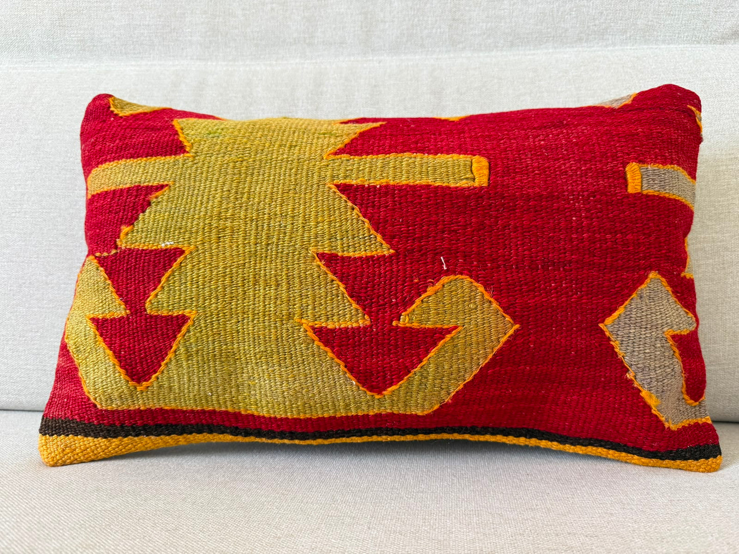 Hamp Hand woven Kilim cushion cover (50x30cm)
