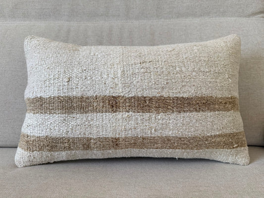 Hamp Hand woven Kilim cushion cover (50x30cm)