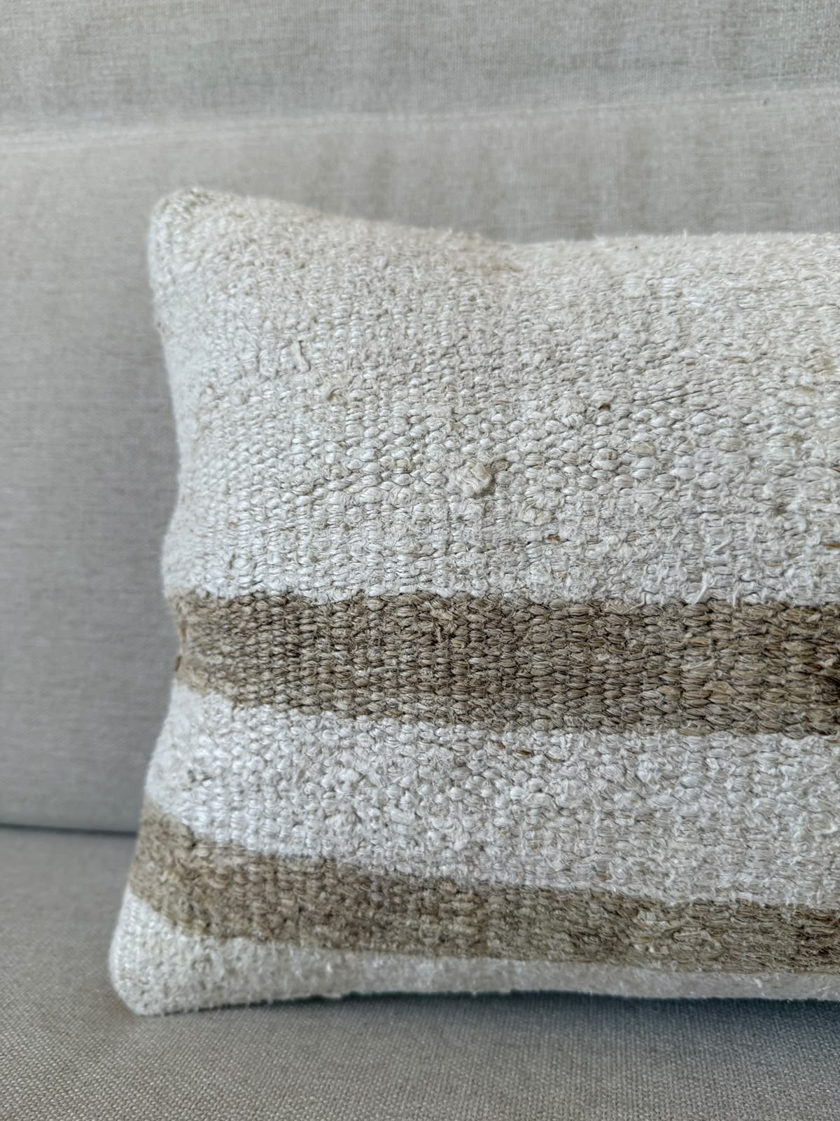 Hamp Hand woven Kilim cushion cover (50x30cm)